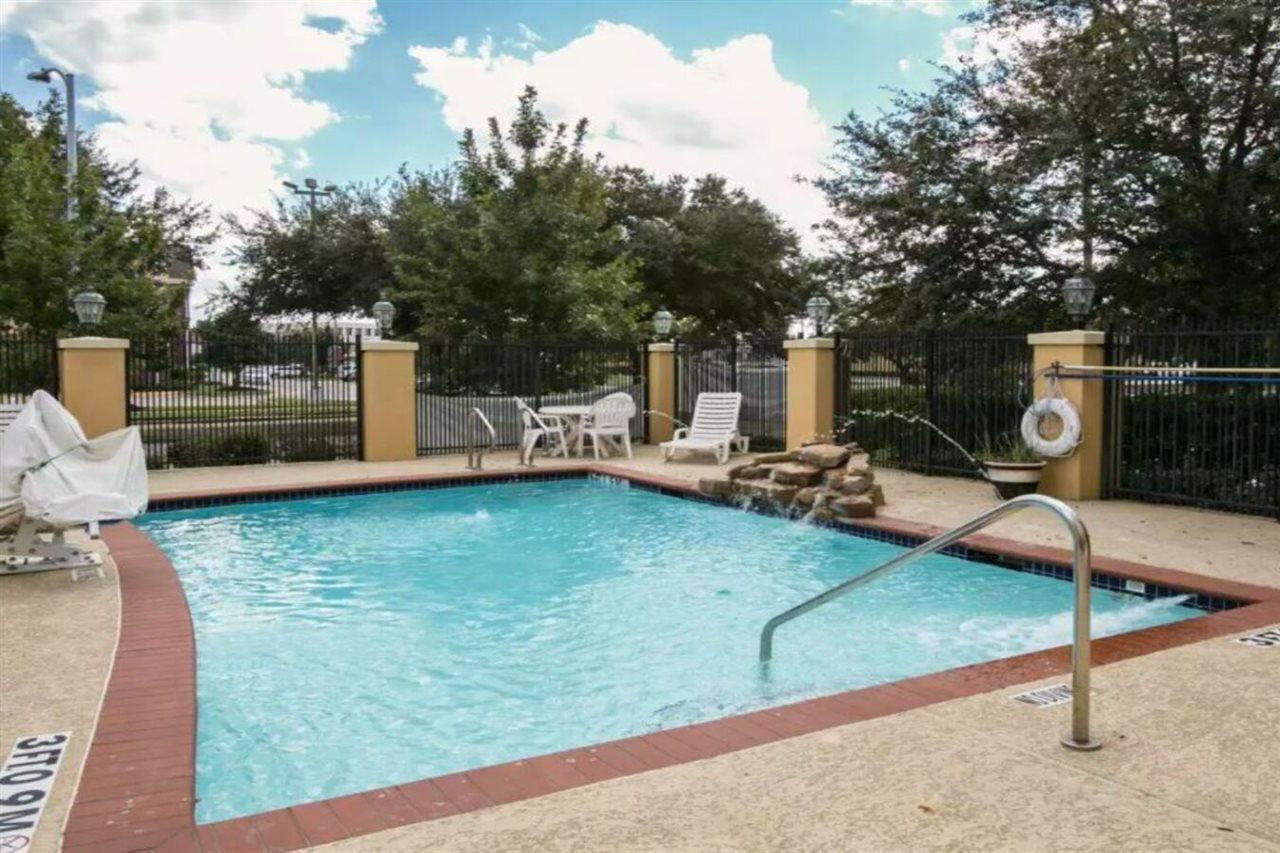 Sleep & Hwy 290-nw Freeway Hotel Houston