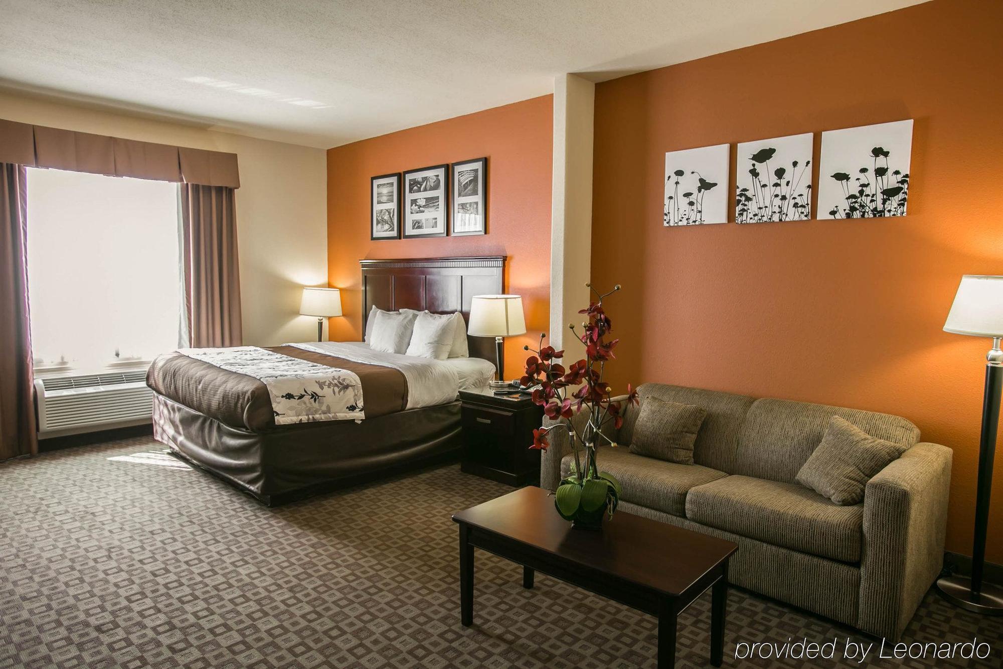 Hotel Sleep & Hwy 290-nw Freeway