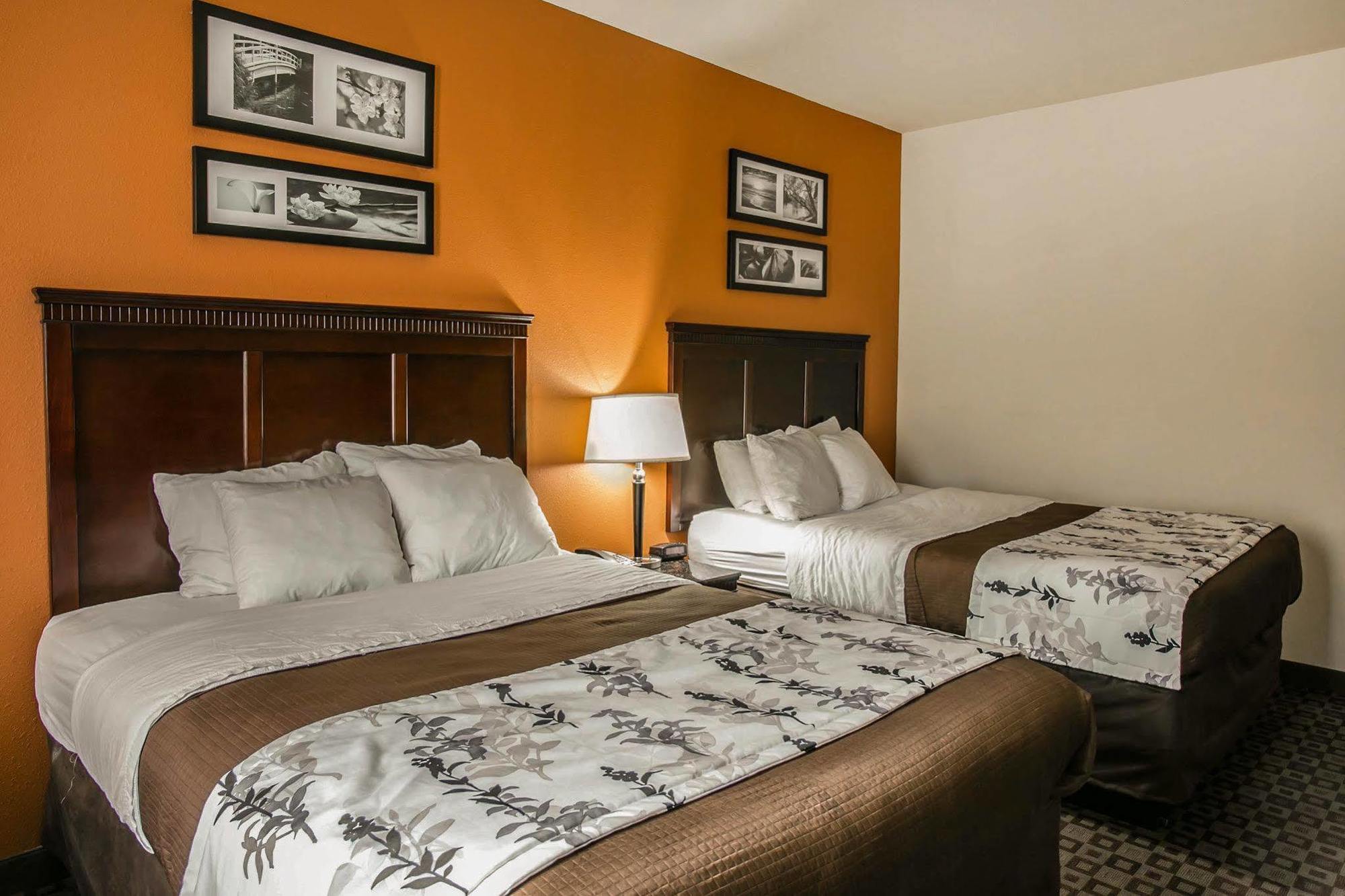 Hotel Sleep & Hwy 290-nw Freeway 3*